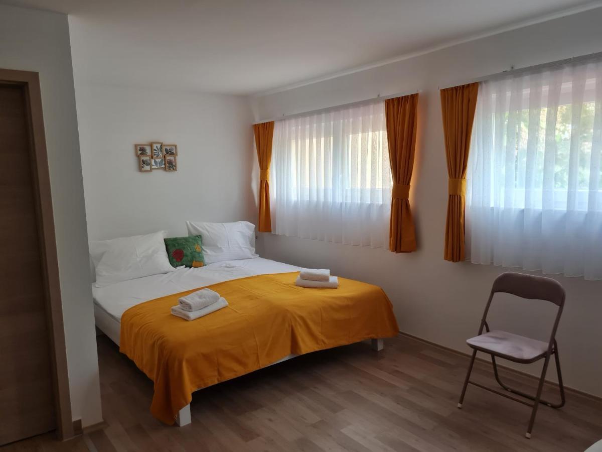 Bed and Breakfast Restoran I Sobe Savic Krnjak Zewnętrze zdjęcie