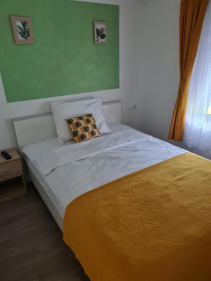 Bed and Breakfast Restoran I Sobe Savic Krnjak Zewnętrze zdjęcie