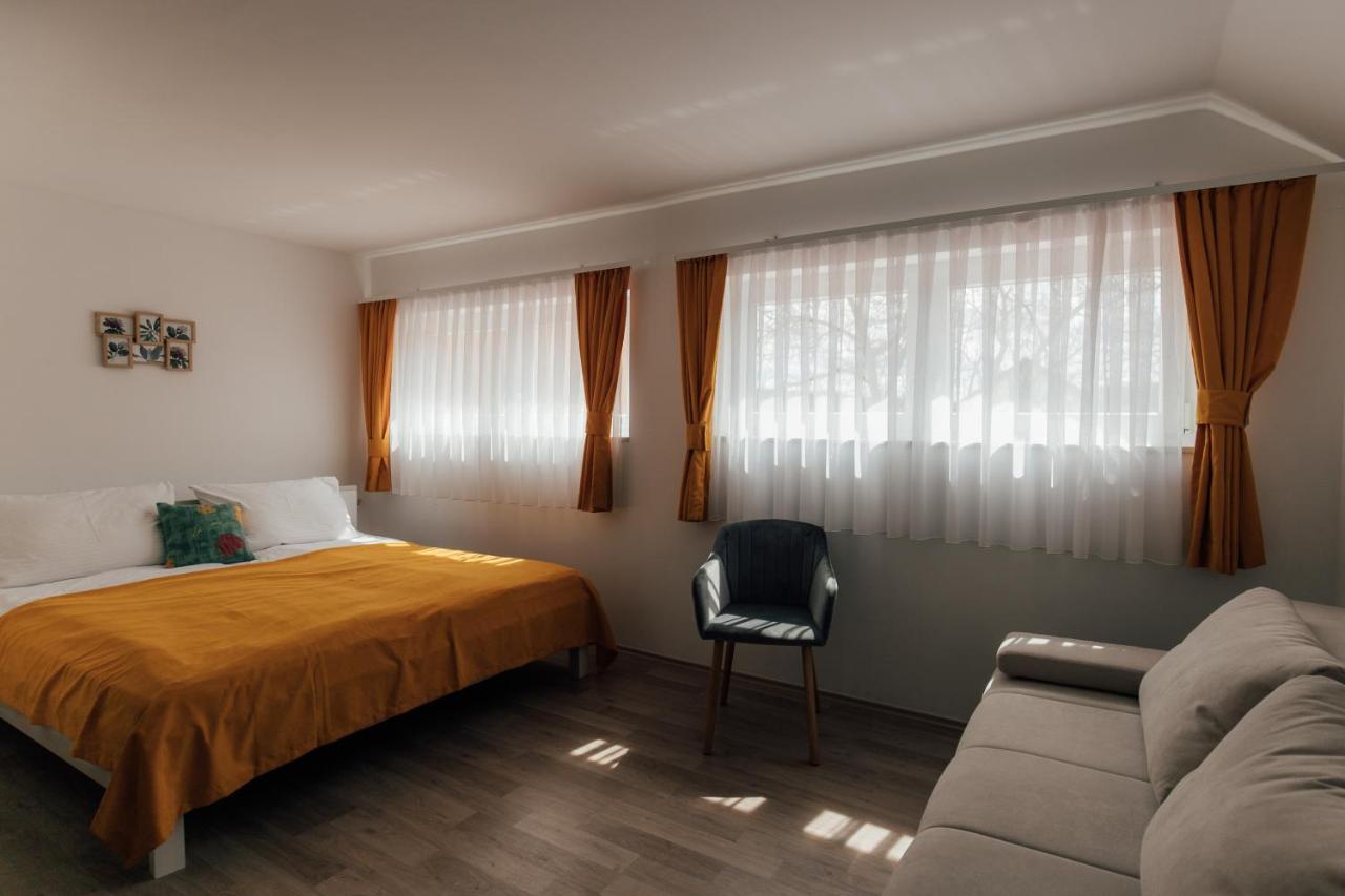 Bed and Breakfast Restoran I Sobe Savic Krnjak Zewnętrze zdjęcie